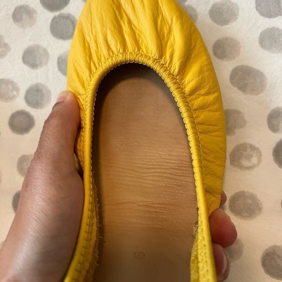 Tieks Mustard Yellow Ballet Flat Shoes Size 6 - Picture 13 of 15